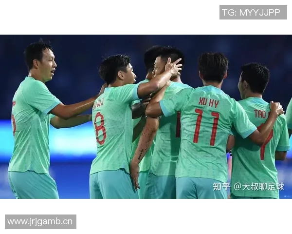 杭州足球队创新盯防战术解析及其对比赛的深远影响 杭州足球队创新盯防战术解析及其对比赛的深远影响