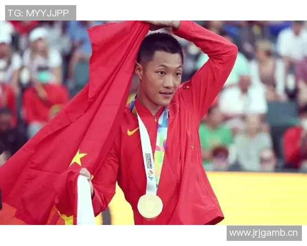 世界级运动员的成长之路：从起步到巅峰的奋斗与荣耀